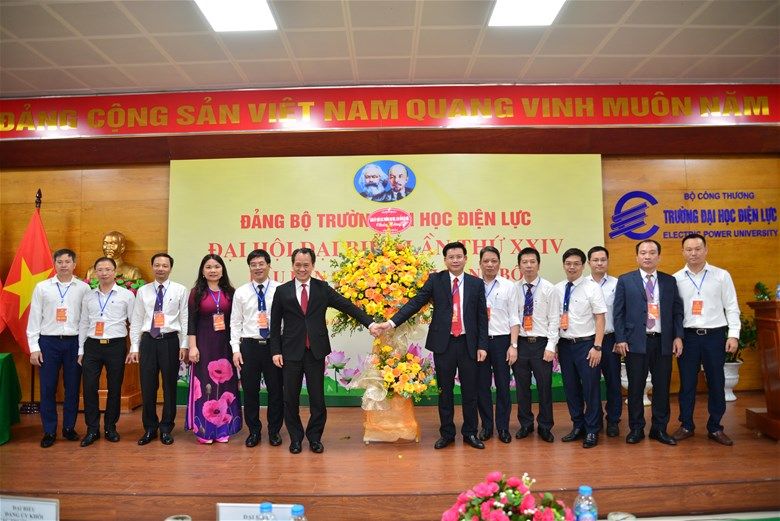 Đảng bộ Trường Đại học Điện lực nỗ lực xây dựng Đảng bộ và nhà trường vững mạnh