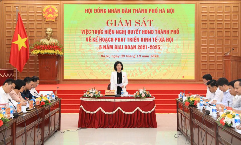 Khắc phục khó khăn, vướng mắc trong xử lý những vi phạm về quản lý đất đai, trật tự xây dựng