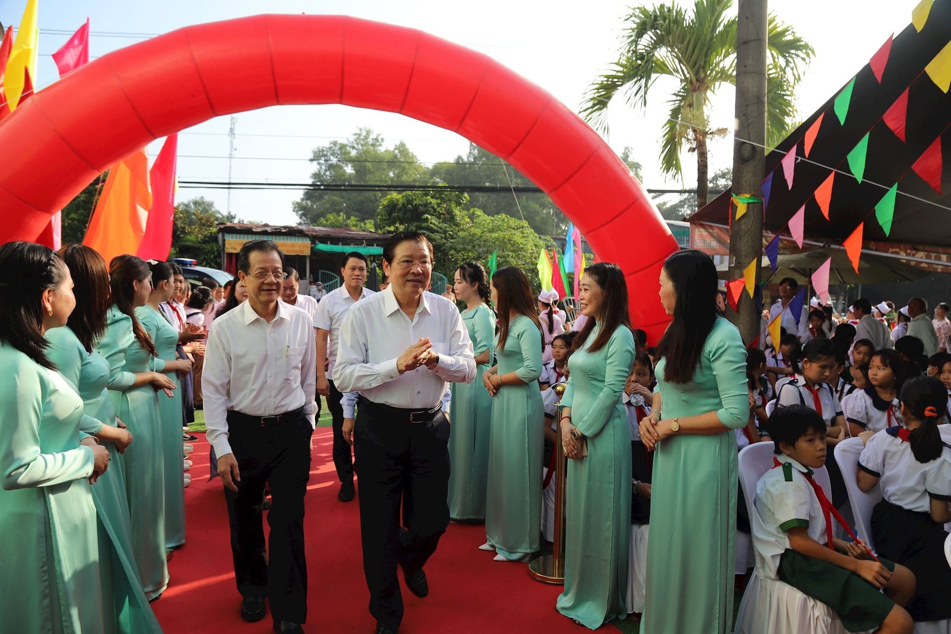 Trưởng Ban Nội chính Trung ương dự Ngày hội Đại đoàn kết toàn dân tộc tại An Giang