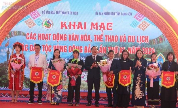 Khai mạc các hoạt động trong Ngày hội văn hóa các dân tộc vùng Đông Bắc