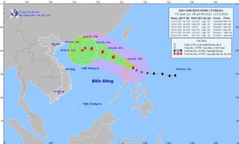 Bão Toraji giật cấp 15, tiến gần biển Đông