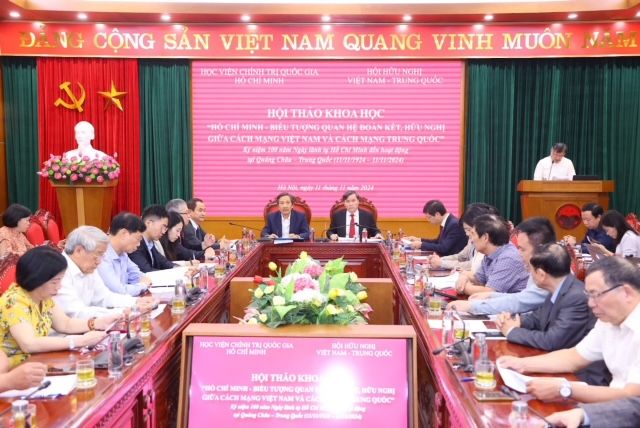 "Hồ Chí Minh - Biểu tượng quan hệ đoàn kết, hữu nghị giữa cách mạng Việt Nam và cách mạng Trung Quốc"