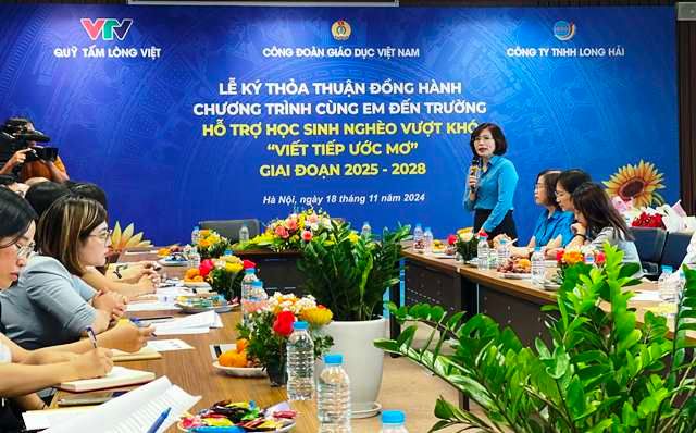 Tiếp tục lan tỏa những tấm lòng Việt trong hành trình hỗ trợ học sinh có hoàn cảnh khó khăn