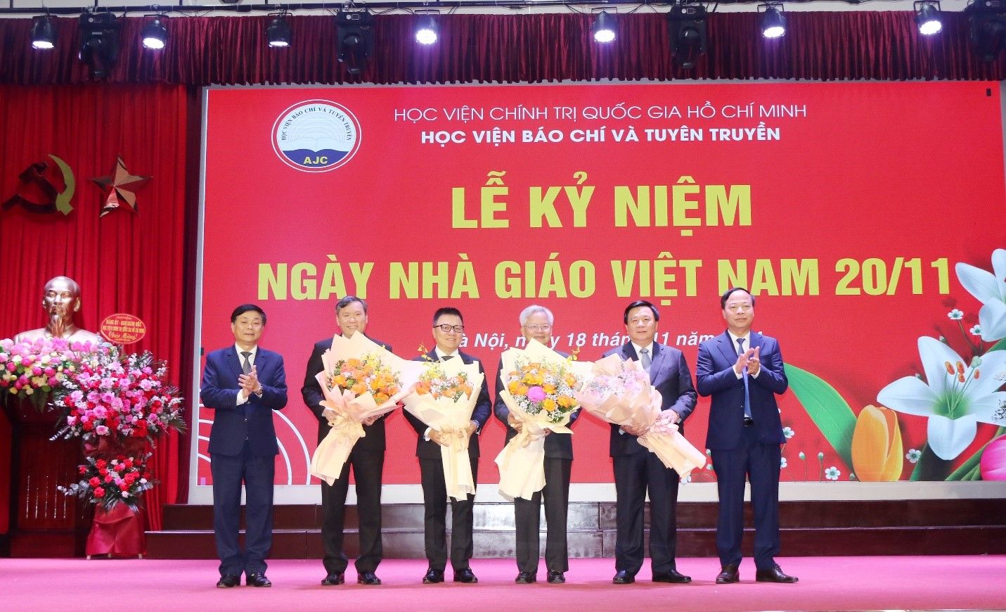 Học viện Báo chí và Tuyên truyền kỷ niệm 42 năm Ngày Nhà giáo Việt Nam