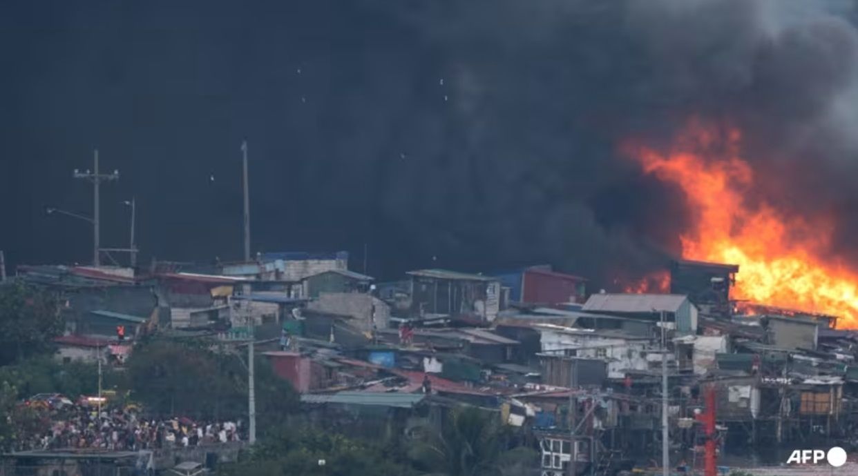 Cháy khu ổ chuột ở Philippines, 1.000 ngôi nhà bị thiêu rụi